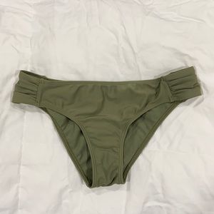 Hollister Cheeky bikini bottoms | S